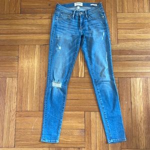 FRAME Light-wash distressed jeans